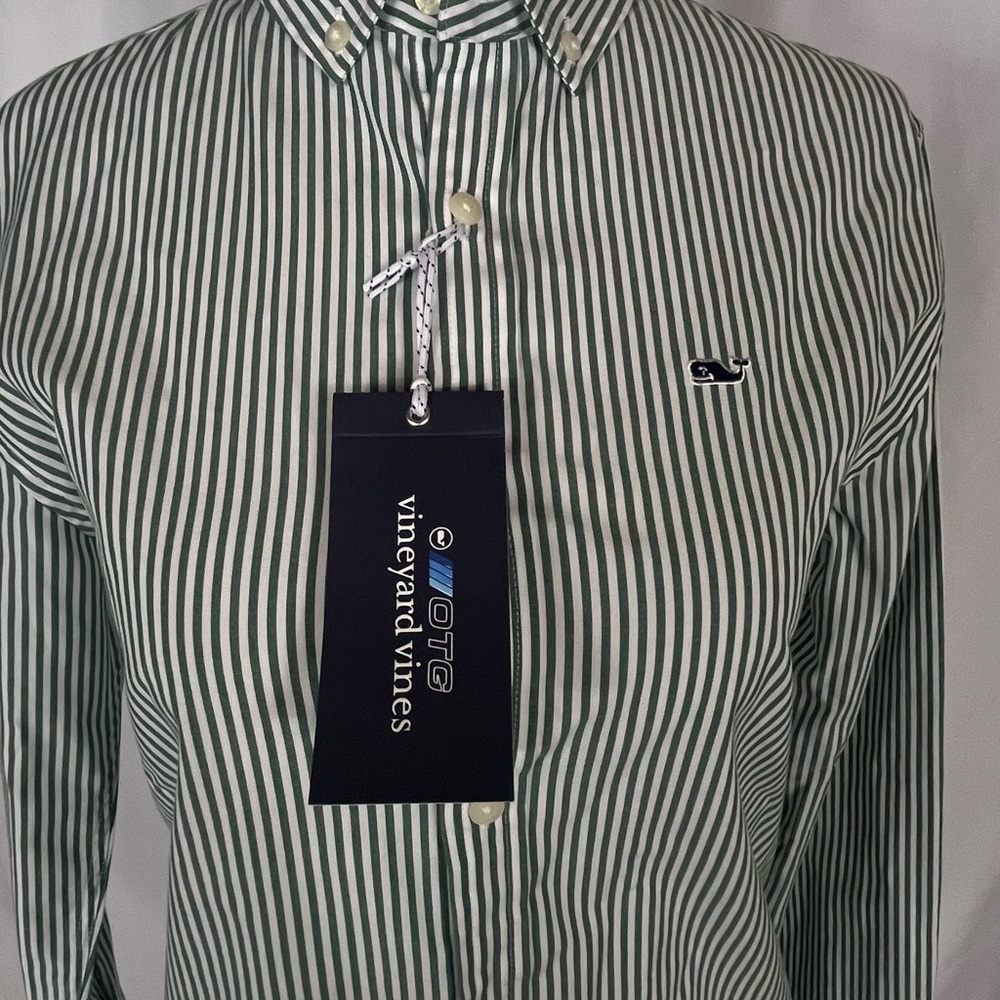 Vineyard Vines Green and White Striped Button Down Shirt